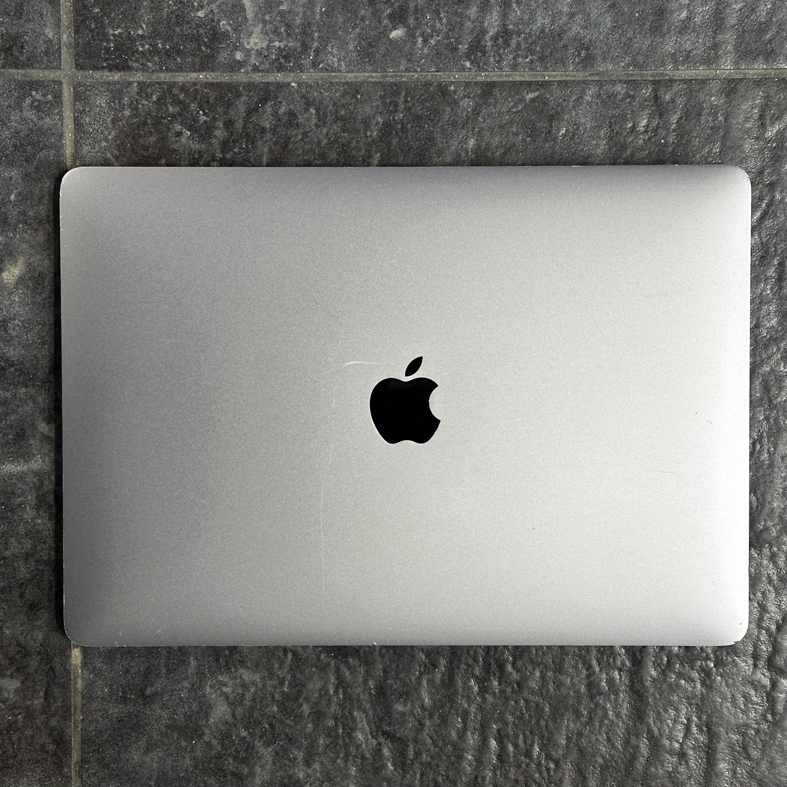 Apple MacBook Air 13 2020 M1 HM2251