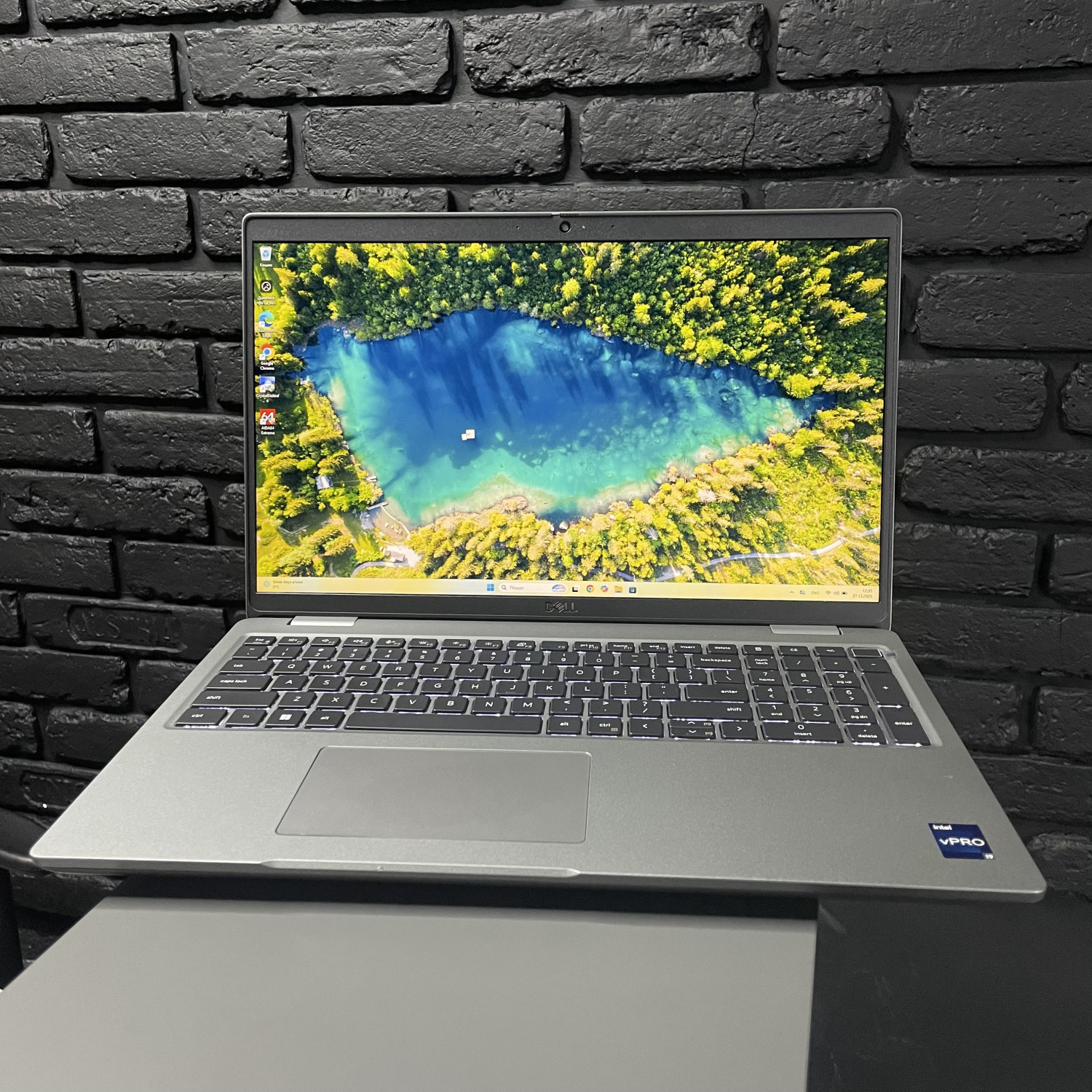 Dell Precision 3581 HM2241